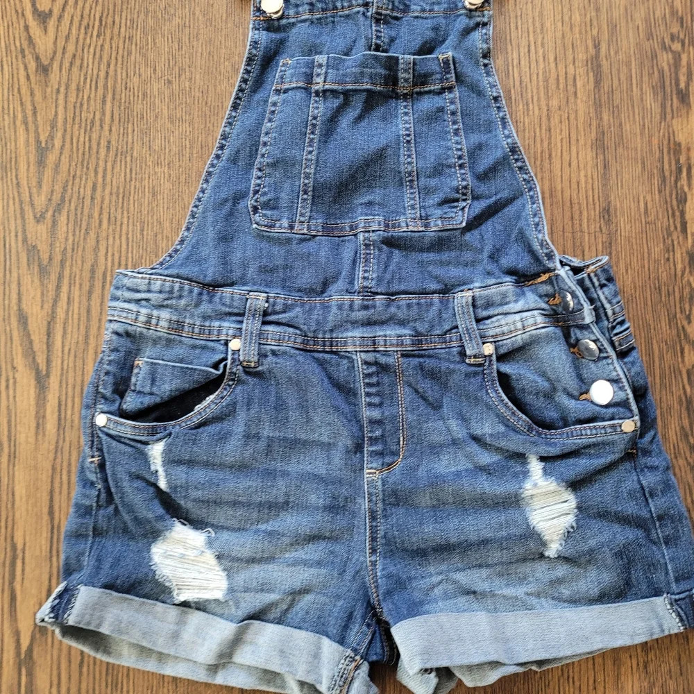 Dollhouse Distressed Cuffed Medium Wash Overalls Size Junior's 9 - Picture 5 of 11